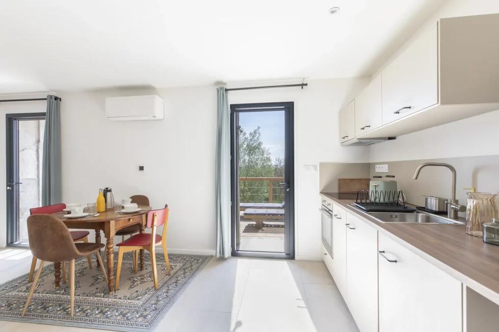 Chambre d’hôtes à Cluny, CHAMBRE D’HÔTES POUR 2 PERSONNES, La Tour du blé , Cluny