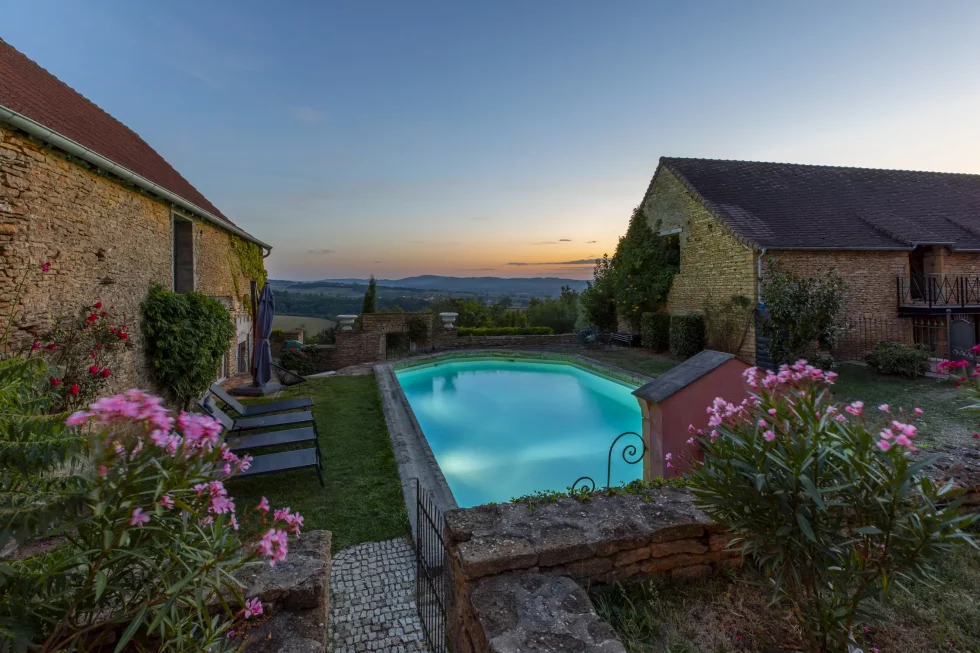 Spa, jaccuzi et piscine à Cluny 